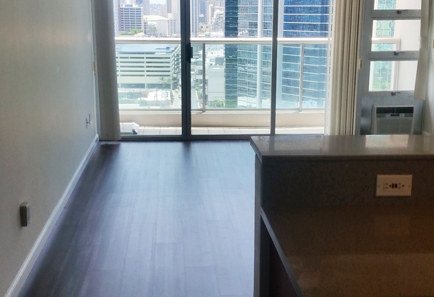 UPGRADED and AFFORDABLE in Kakaako!