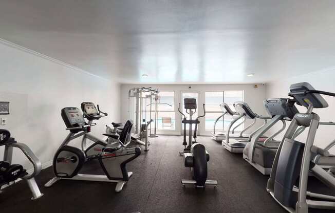 Cardio Machines In Gym at Chateau La Fayette, California, 90057