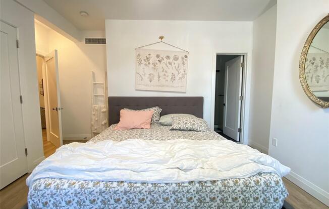 3 beds, 3 baths, 1,200 sqft, $5,500