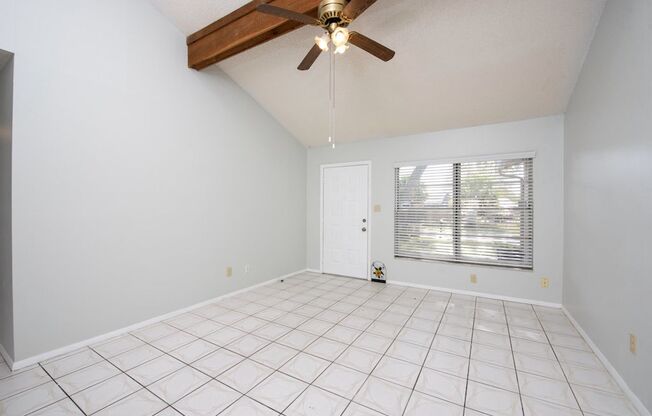 Cute 4/2 House In Buenaventura Lakes for Rent