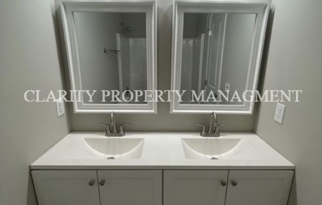 2 beds, 2.5 baths, $1,350, Unit Apt 1