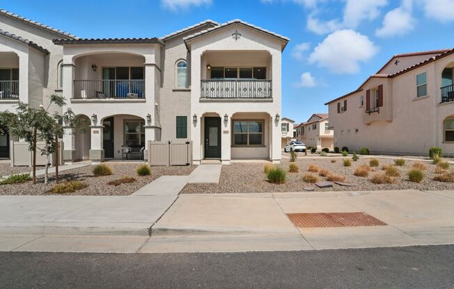 Like Brand New Luxurious Modern 3 Bedroom 2 Bath Townhome in Warner Meadow – Rare Rental Opportunity!