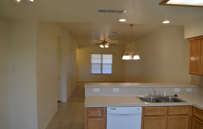 3 beds, 2 baths, 1,439 sqft, $1,295, Unit A-STILL OCCUPIED BY RESIDENT