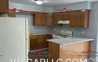 2 beds, 1.5 baths, $1,450, Unit Unit 247