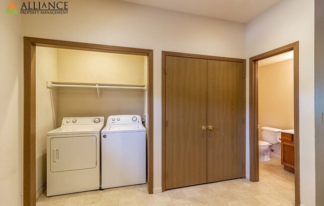 4 beds, 2.5 baths, 1,849 sqft, $1,700, Unit 807