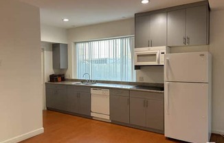 1412 S SHERBOURNE DR