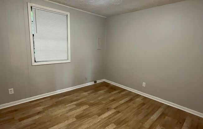 2 Bedroom/1 Bath Duplex at 423 Cedar Valley Dr. Convenient to Nolensville Pike, shops and restaurants
