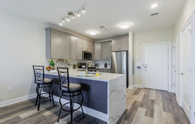 1 bed, 1 bath, 780 sqft, $2,800, Unit 1102