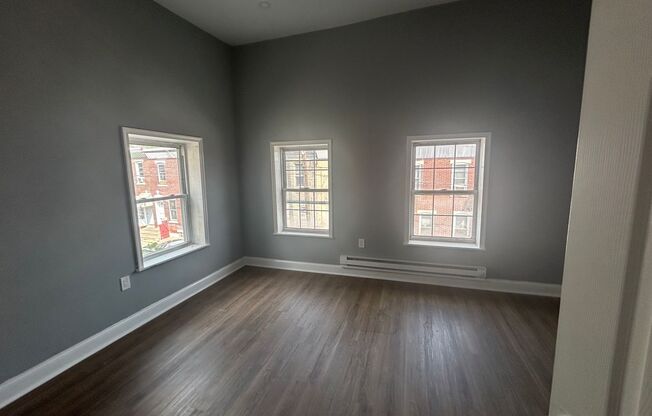 4134 Orchard St, Spacious Renovated Apartment!