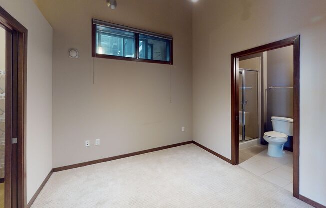 2 beds, 2 baths, 1,186 sqft, $2,800, Unit 730-631