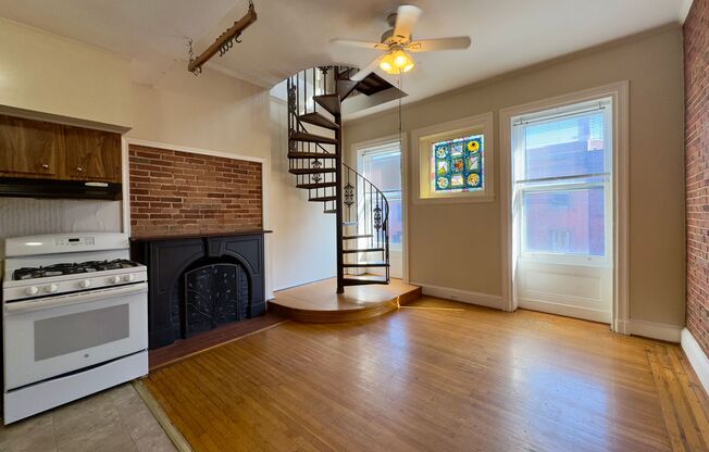 For Rent: Stylish Urban Living at 820 Park Ave– Your City Lifestyle Awaits!