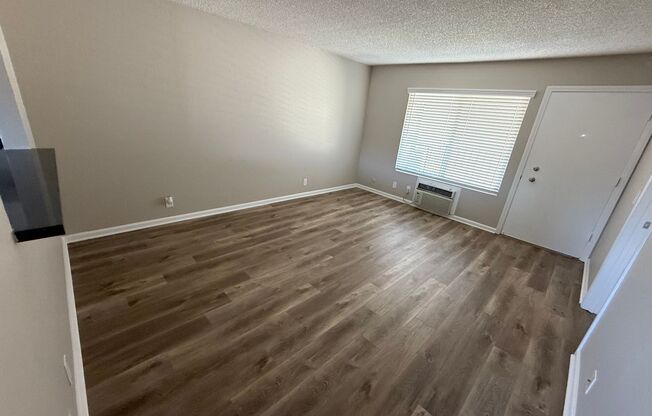 2 beds, 2 baths, 920 sqft, $2,425, Unit 52