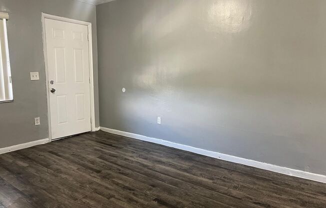 2 beds, 1 bath, 750 sqft, $1,850, Unit 5300-24