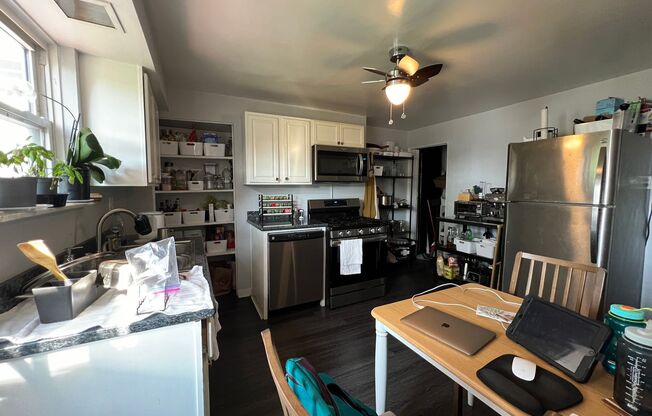 3 beds, 1 bath, $1,900