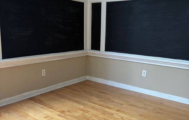 1 bed, 1 bath, 624 sqft, $1,225, Unit Apt 204