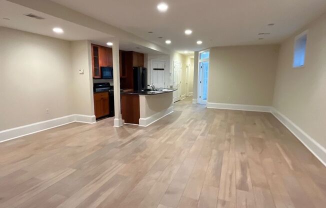 Updated 2 Bed / 2 Bath English Basement Condo in Dupont Circle