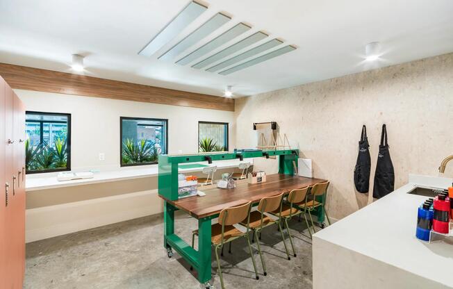 Get creative in the maker space at Modera St. Paul, a hands-on retreat for projects and hobbies just steps from your Dallas home.