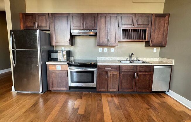 1 bed, 1 bath, 665 sqft, $1,475, Unit 342