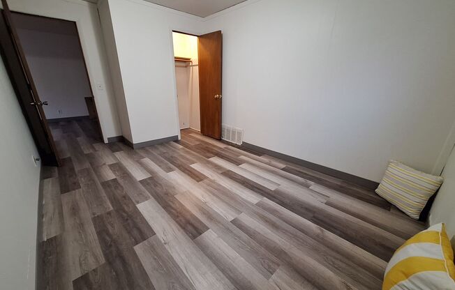 2 beds, 1 bath, 600 sqft, $895, Unit 1