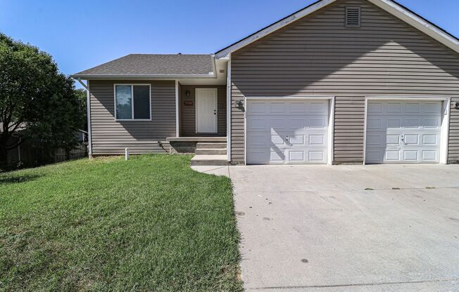 3 beds, 2 baths, $1,500