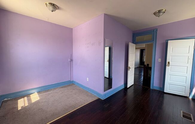Enormous 5bd/4.5ba Charles Village Home CAC, Parking, W/D and more.. Available 8/1