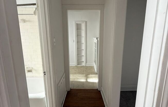 Studio, 1 bath, 308 sqft, $1,175, Unit Bayard Manor 207