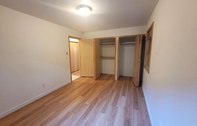 2 beds, 1 bath, $1,795, Unit # 203