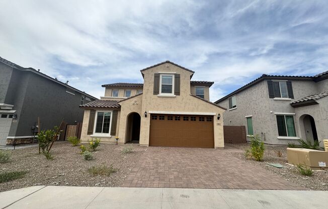 BRAND NEW HOME IN ALORAVITA IN PEORIA