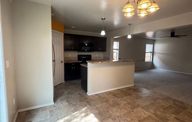 Single level floorplan in desirable neighborhood!