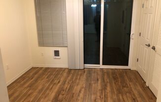 Studio, 1 bath, 369 sqft, $1,050, Unit 1