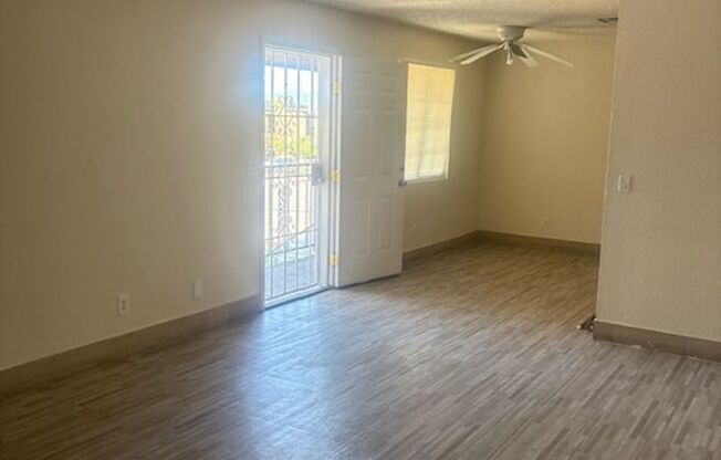 4223 Zavala Street --- JD5