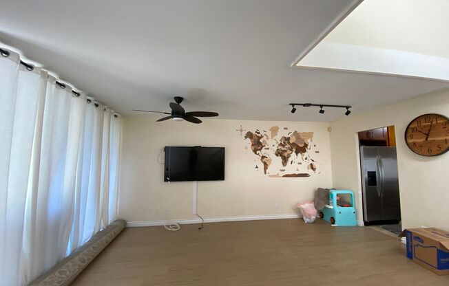 3 beds, 2.5 baths, $3,500, Unit # 233