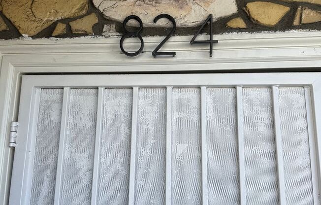 3 Bedroom/2 Bathroom Excelsior district charmer!