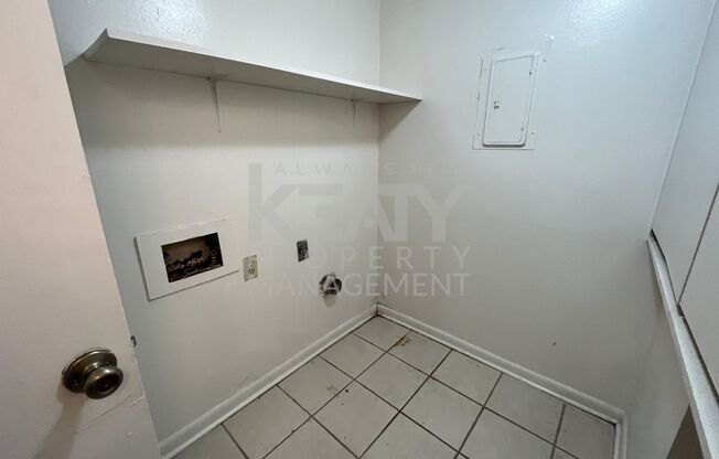 2 beds, 1.5 baths, 1,000 sqft, $825