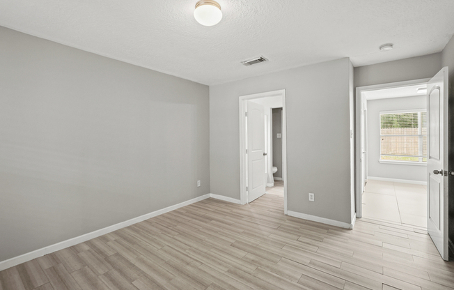 2934 CYPRESS IS DR