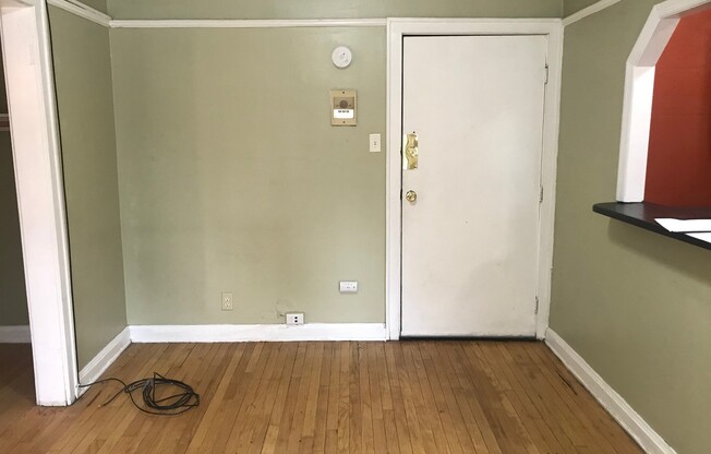 Studio, 1 bath, $825, Unit 08