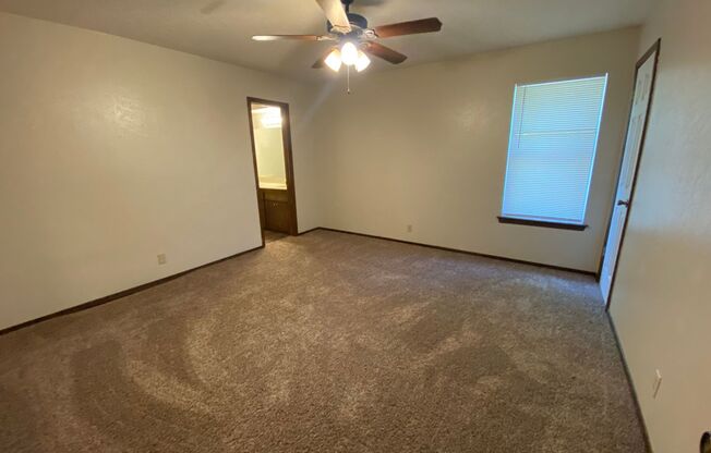 2 beds, 2 baths, $1,195