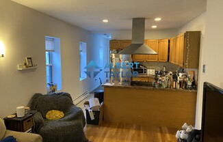 22 SAINT CYPRIANS PL