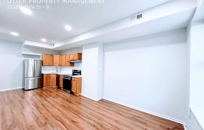 1232 N 15 ST