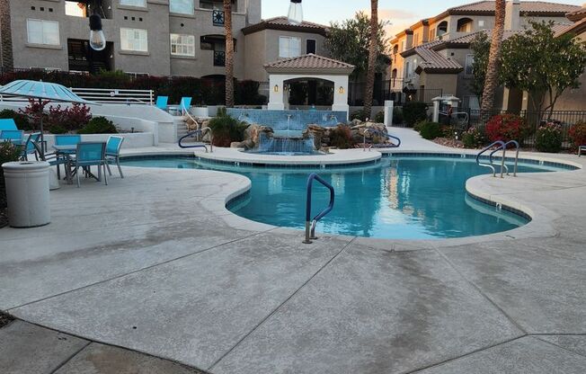 2 beds, 2 baths, $1,900, Unit Unit 1009