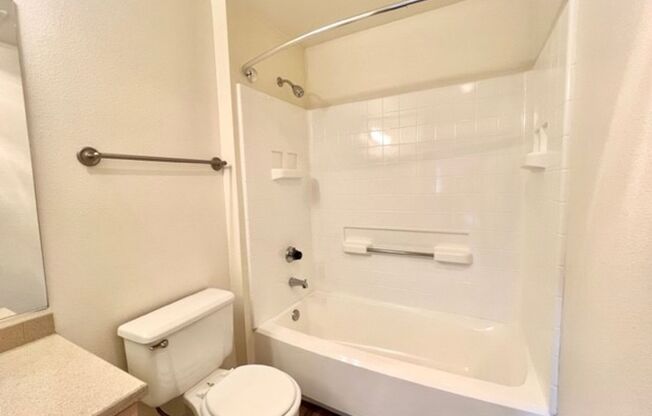 2 beds, 2 baths, 990 sqft, $2,595, Unit A 107