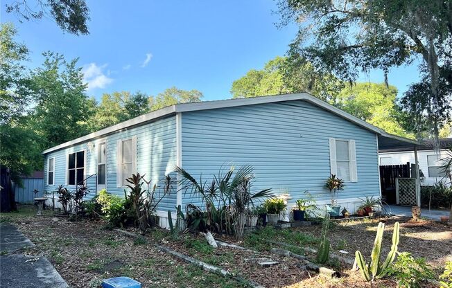 Spacious 3bed/2bath home in Bay Hills village Only $1570/mo