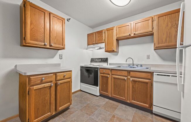 2 beds, 2 baths, 1,110 sqft, $1,535, Unit 638-22