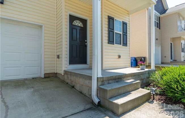 108 Lookout Point Place, Mooresville, North Carolina 28115