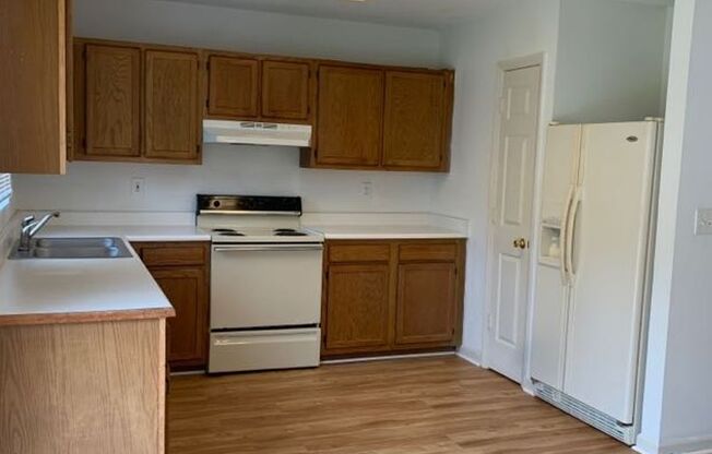 3 beds, 2 baths, $1,800