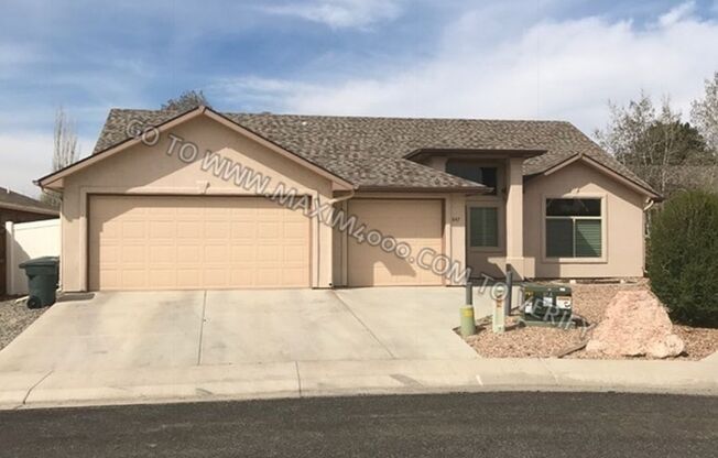 647 ZOE LANE - GREAT 3BR/2BA