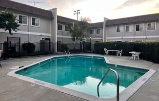 SUNNYVALE- 2 Bedroom 1.5 Bath Condominium -Washer & Dryer Included