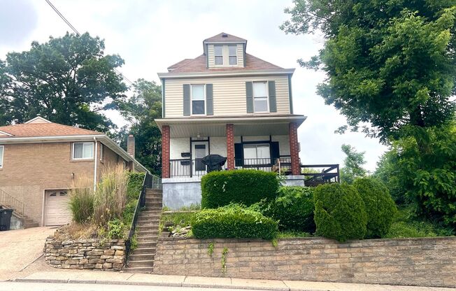 1632 E Steuben Street