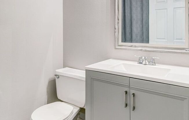 2 beds, 2 baths, 1,000 sqft, $1,050, Unit C21