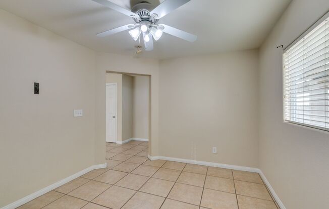 4 beds, 2.5 baths, $1,900
